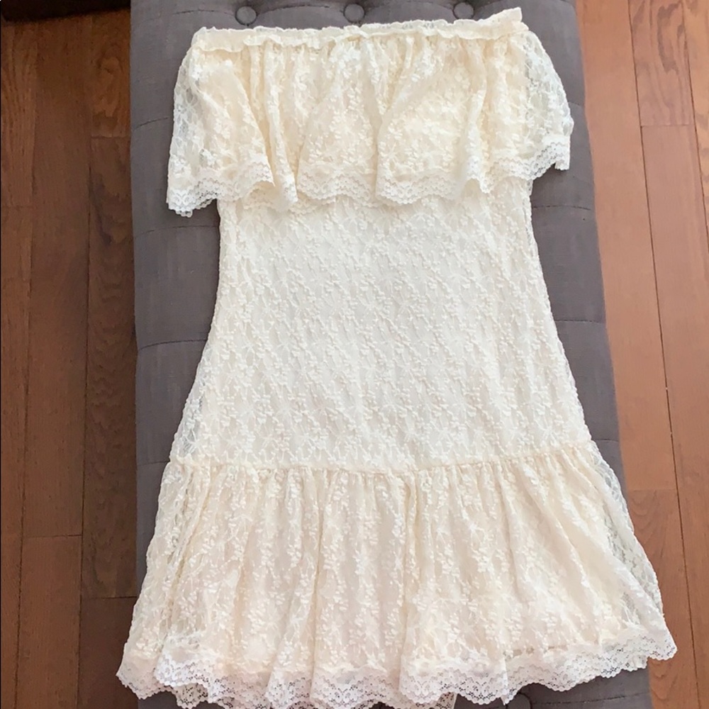 Lace mini dress